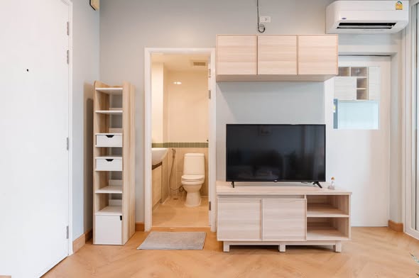 bedroom and room interior of Centric Scene Sukhumvit 64
