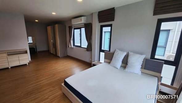bedroom and room interior of Centro Bangna
