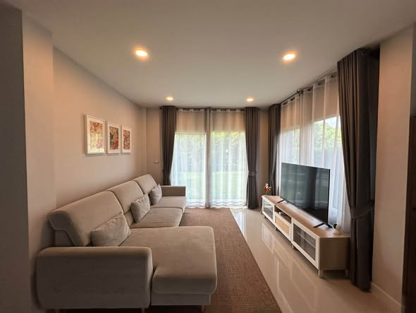 living room of Centro Watcharapol