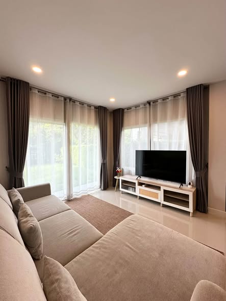 living room and bedroom of Centro Watcharapol