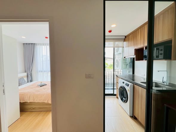 bedroom and room interior of Cerocco Bangna 36