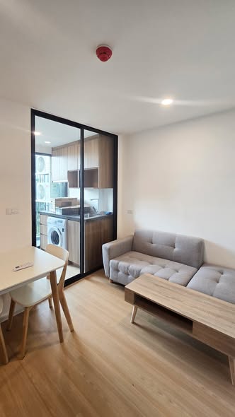 living room and room interior of Cerocco Bangna 36