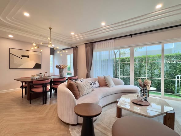 living room of Chaiyapruek Bangna KM15
