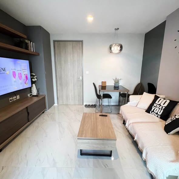 bedroom and living room of CHAMBERS CHAAN Ladprao-Wanghin