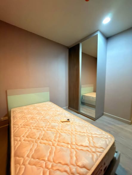 bedroom of Chambers Ramintra