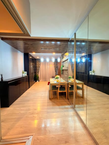 room interior of Chambers Ramintra
