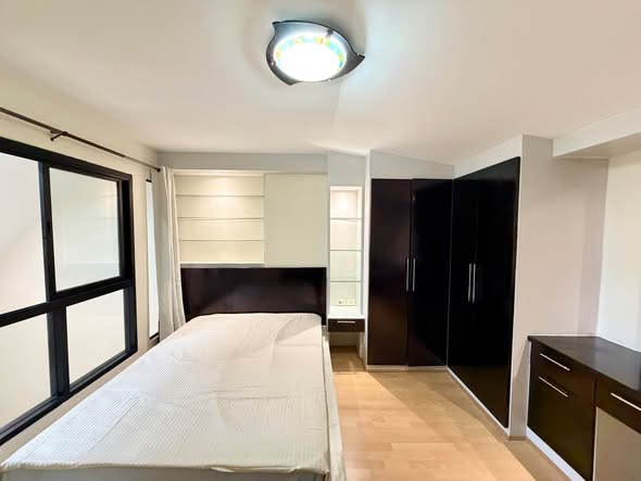 bedroom and room interior of Champs Elysees-Tiwanon