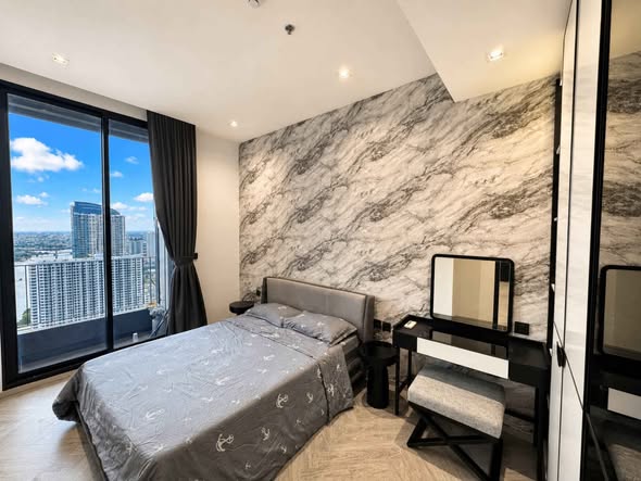 bedroom of Chapter Charoennakhon–Riverside
