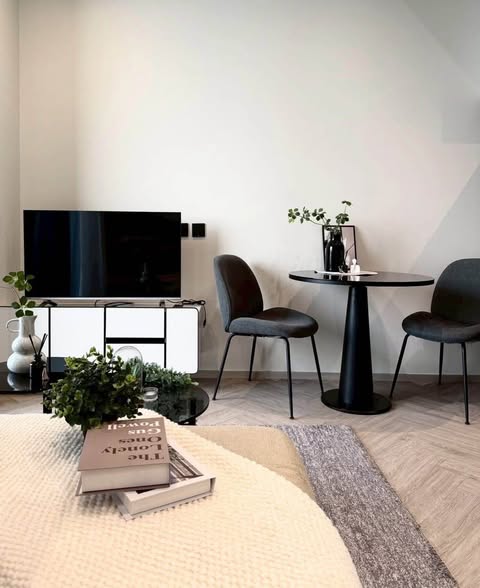 living room of Chapter Charoennakhon–Riverside