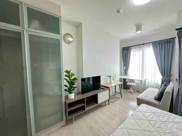 bedroom and room interior of Chapter One Eco Ratchada-HuaiKhwang