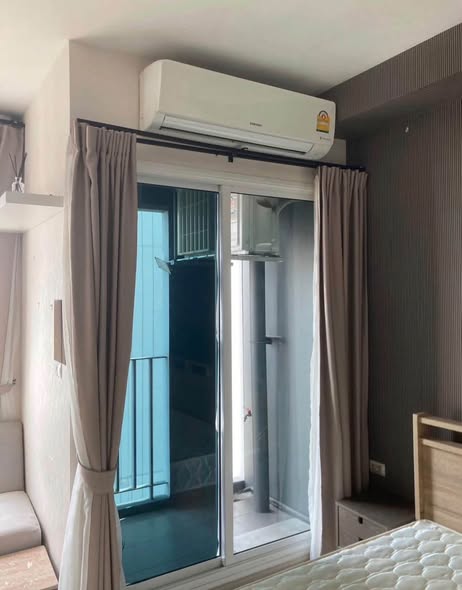 bedroom and room interior of Chapter One Eco Ratchada-HuaiKhwang