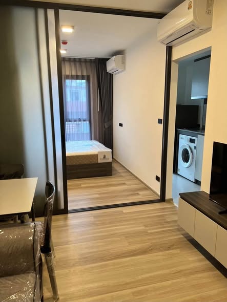 bedroom and room interior of CHAPTER ONE MORE KASET