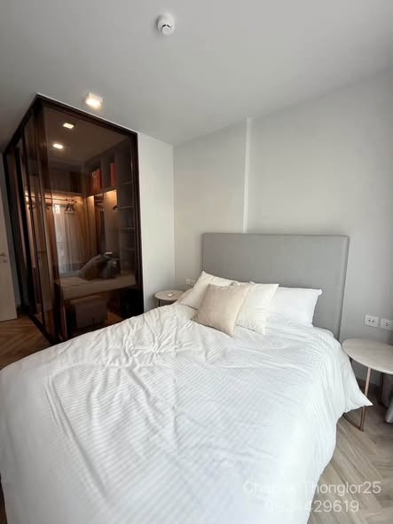 bedroom of CHAPTER THONGLOR 25