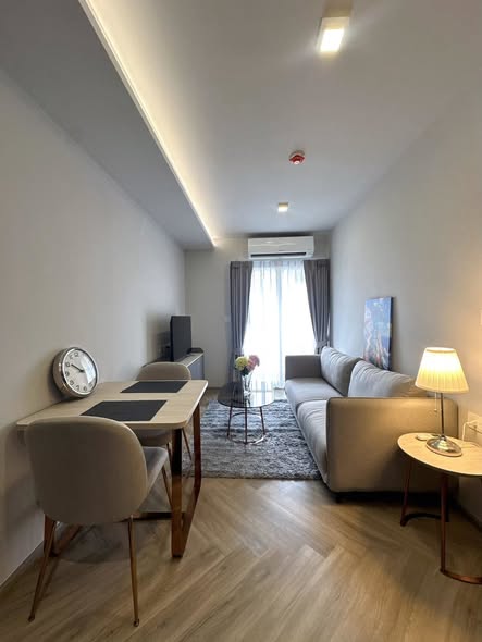 living room of CHAPTER THONGLOR 25