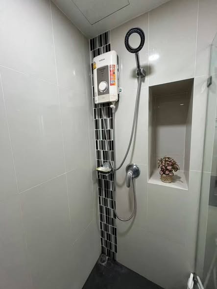 bathroom of Chateau In Town Sukhumvit 64/1.