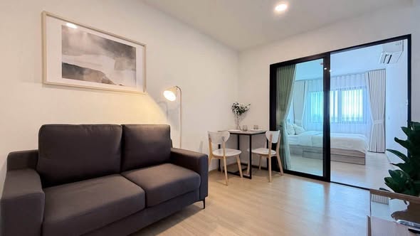living room and room interior of Chewathai Hallmark Ladprao – Chokchai 4 Phase 2