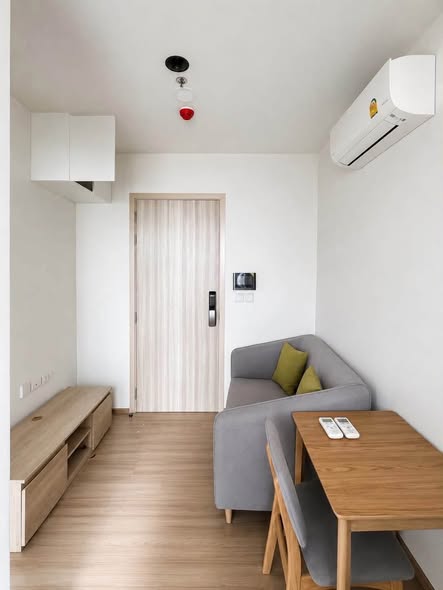 bedroom and room interior of Chewathai Kaset-Nawamin