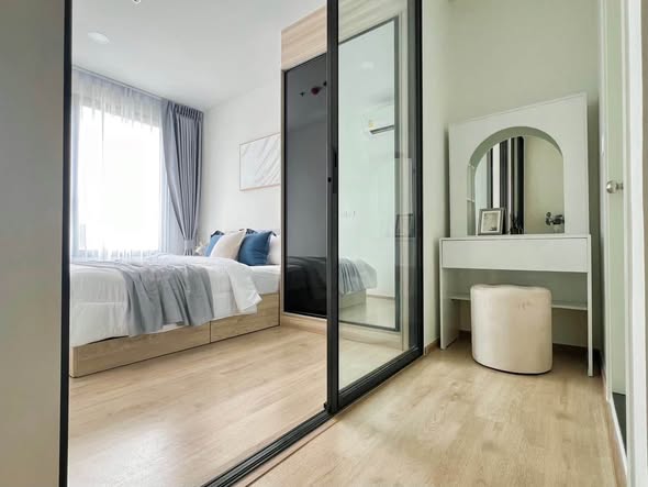 bedroom and room interior of Chewathai Kaset-Nawamin