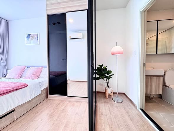 bedroom and room interior of Chewathai Kaset-Nawamin