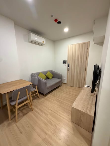 room interior of Chewathai Kaset-Nawamin