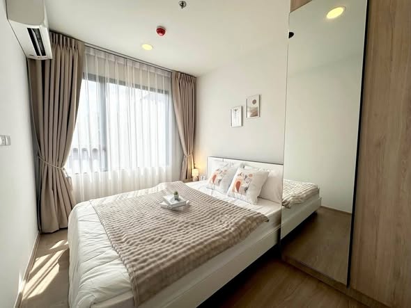 bedroom of Chewathai Pinklao | ชีวาทัย ปิ่นเกล้า