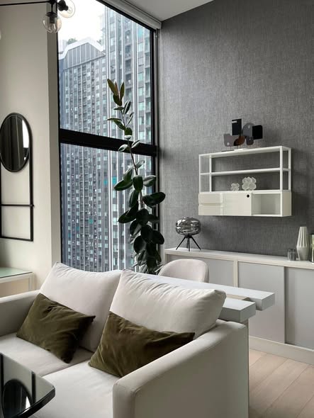living room and bathroom of Chewathai Residence Asoke