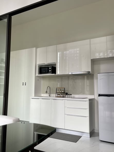 room interior and bathroom of Chewathai Residence Asoke
