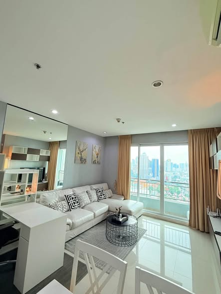 bedroom of Circle Condominium
