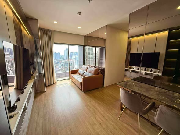 living room and bedroom of CLOUD Thonglor-Phetchaburi