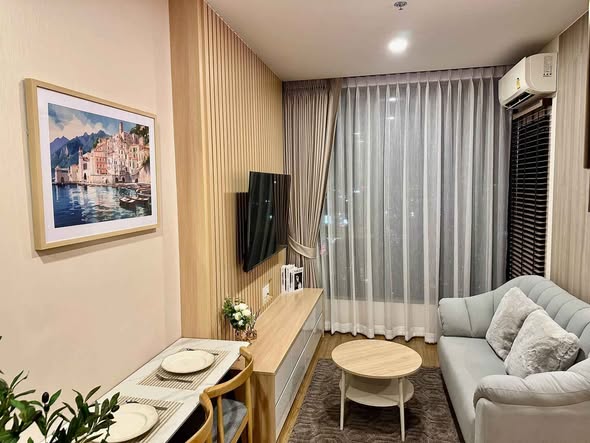 living room and room interior and bathroom of CLOUD Thonglor-Phetchaburi