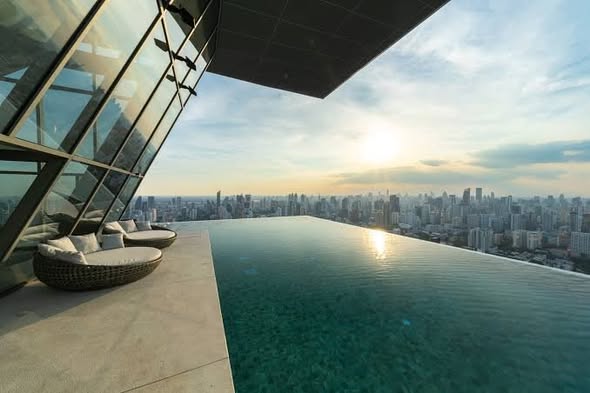 pool of CLOUD Thonglor-Phetchaburi