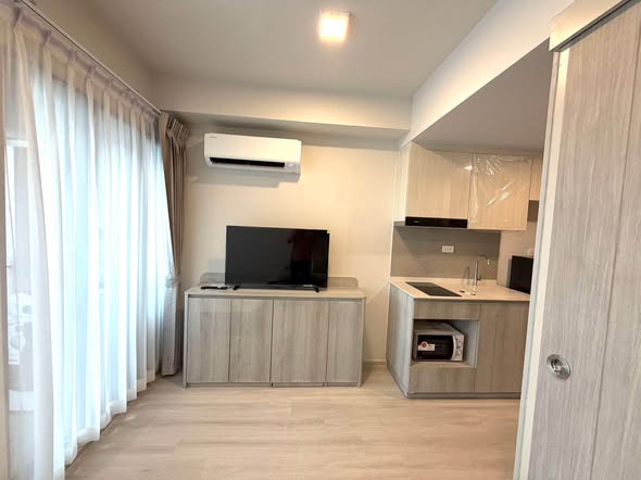 bedroom and room interior of COBE Ratchada-Rama 9