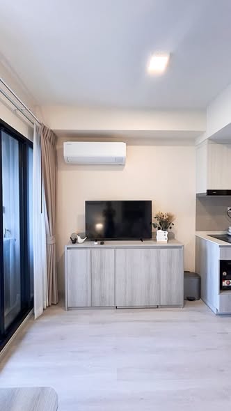 room interior of COBE Ratchada-Rama 9