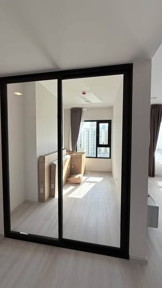 room interior of COBE Ratchada-Rama 9