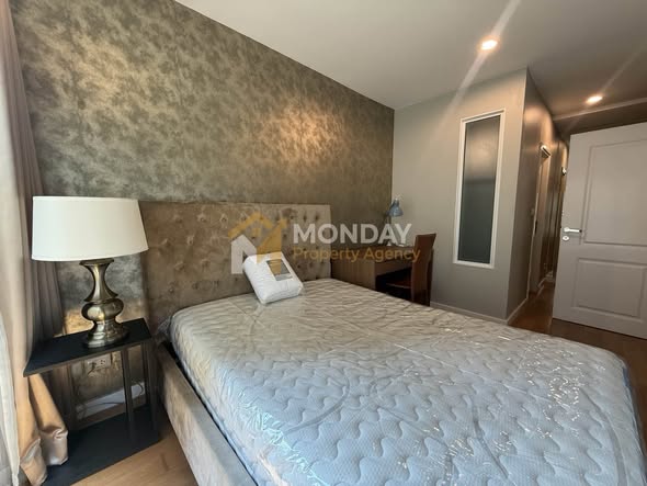 bedroom of Condolette Dwell Sukhumvit 26