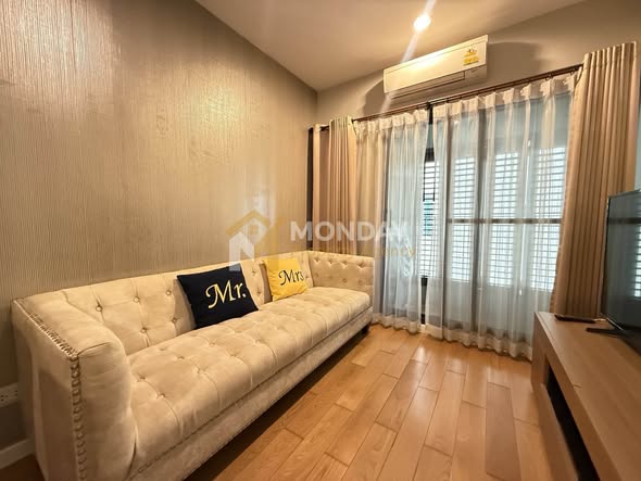 living room of Condolette Dwell Sukhumvit 26