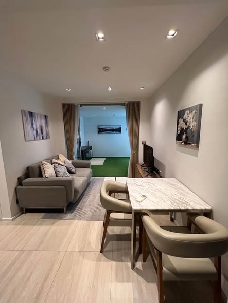 living room and room interior of CRAFT Ploenchit