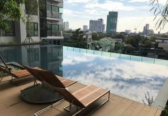pool of CU Terrace