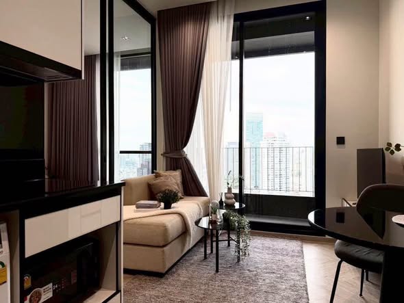 bedroom and living room of Culture Thonglor