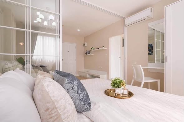 bedroom of D condo ramindra