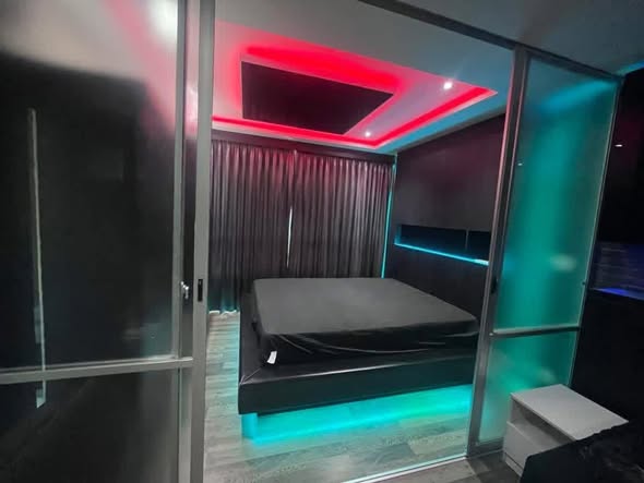 bedroom of D Condo Sukhumvit 109
