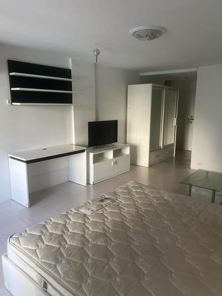 bedroom of ซิตี้วิลล่า คอนโด D2