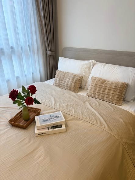 bedroom of dcondo Reef Phuket