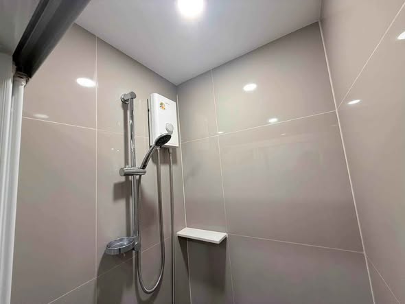 bathroom of DENIM Jatujak