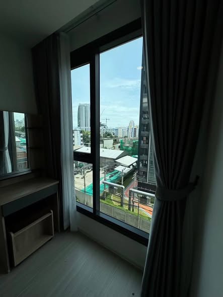 bedroom of DENIM Jatujak