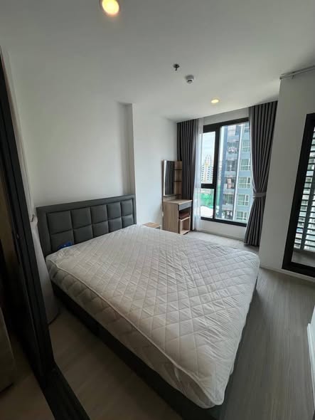 bedroom of DENIM Jatujak