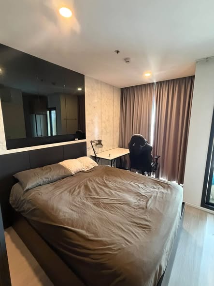 bedroom of DENIM Jatujak