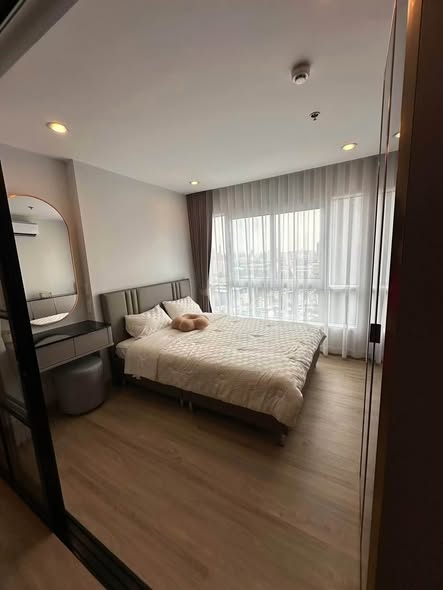 bedroom and room interior of Diamond Condominium, Ratchadaphisek