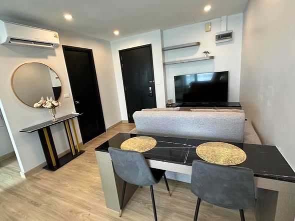 Diamond Condominium, Ratchadaphisek