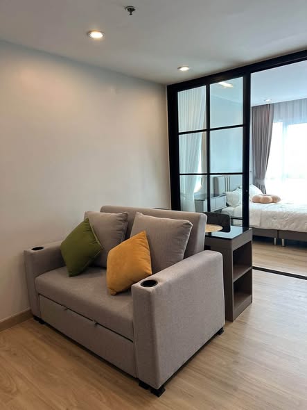 living room and bedroom and room interior of Diamond Condominium, Ratchadaphisek